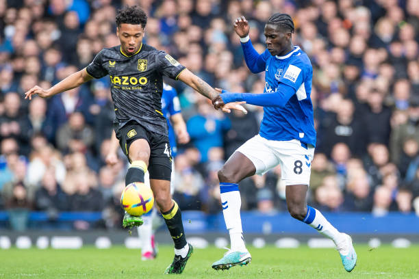 实现从球员 实现从球员